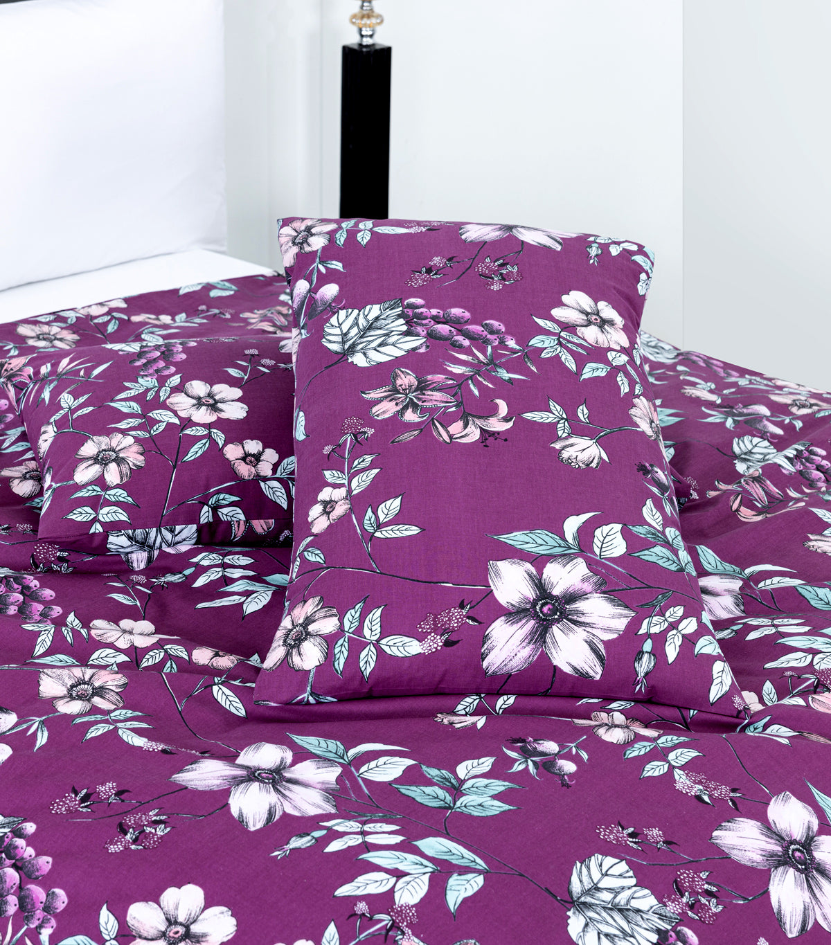 T-144 Easy Care Bed Sheet Set Roseane
