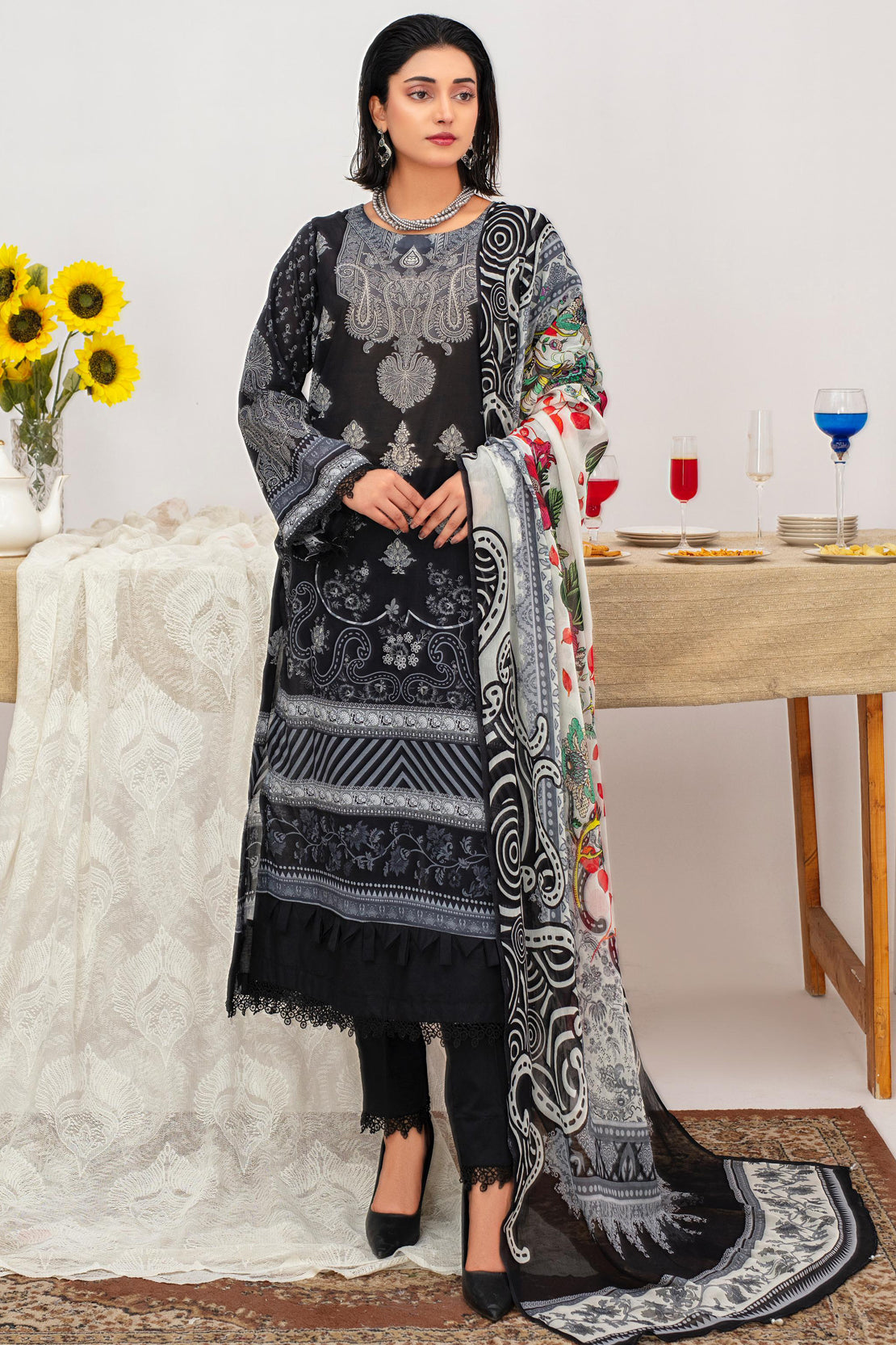 3 Pcs Digital Printed Lawn Suit Nouri